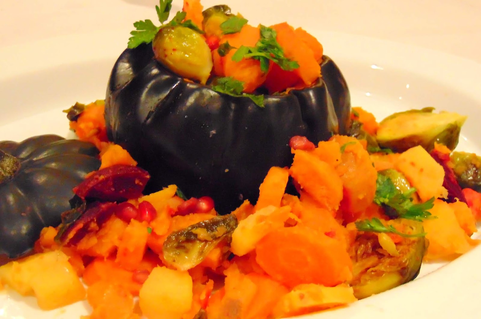 Courge poivrée farcie aux légumes d'hiver