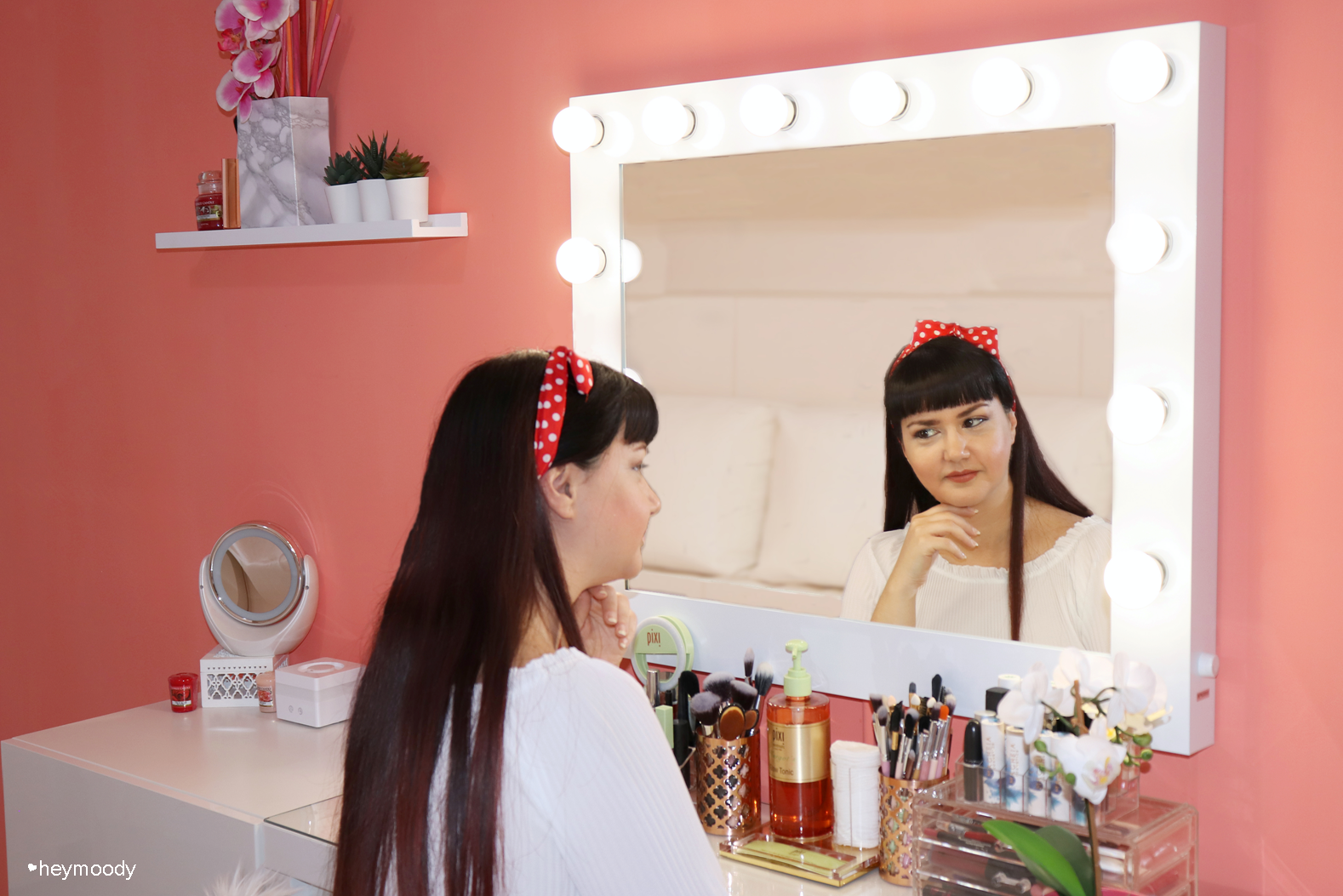 La postazione trucco di beauty blogger e makeup artists