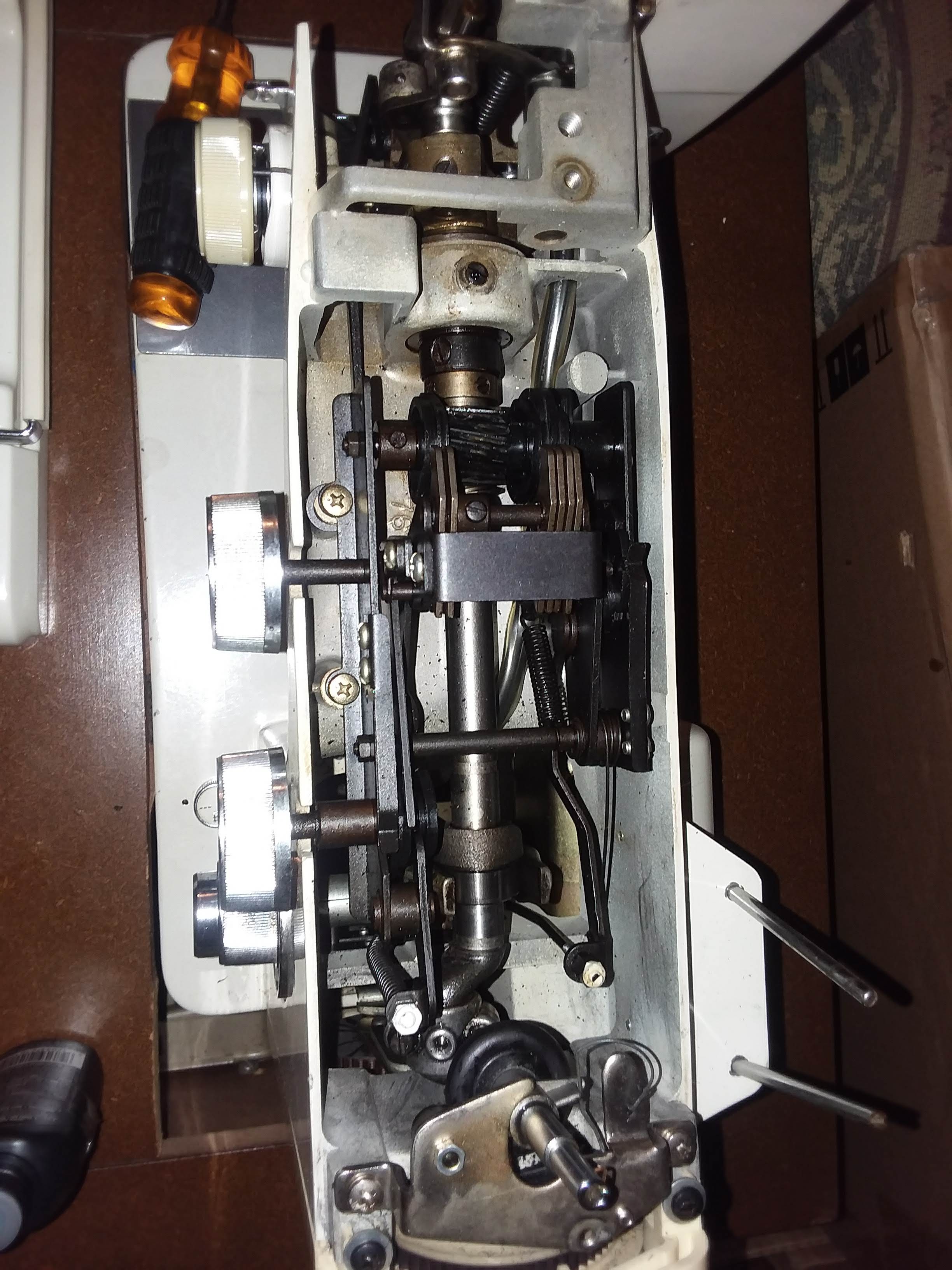 Necchi 575 FA Sewing Machine 534FB