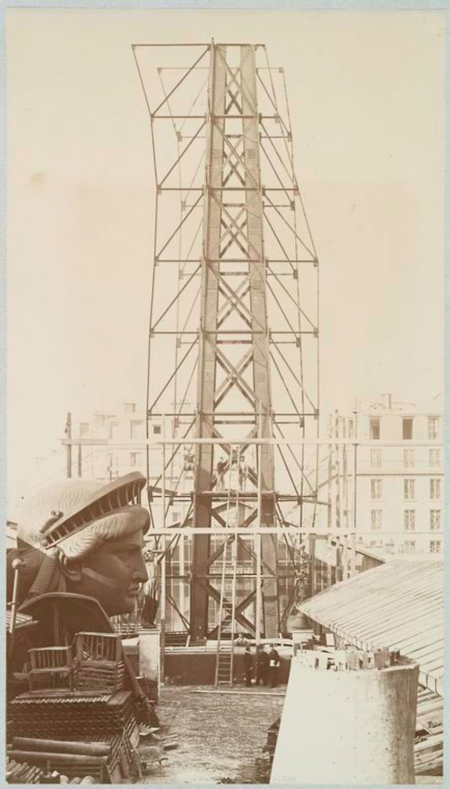 Incredible Photos of the Statue of Liberty Being Built in Paris Before