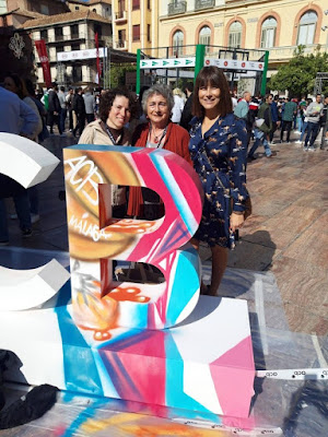 Exhibición de arte Plaza de la Marina Exhibición de arte en la Plaza de la Marina