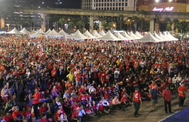 HIMPUNAN SAYANGAI MALAYSIA , HAPUSKAN KLEPTOKRASI SUKSES HIMPUNKAN RAKYAT PELBAGAI KAUM DAN AGAMA !