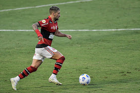 Craque do jogo, Arrascaeta evita tema renovação no Flamengo, mas afirma: "Quero ficar aqui"