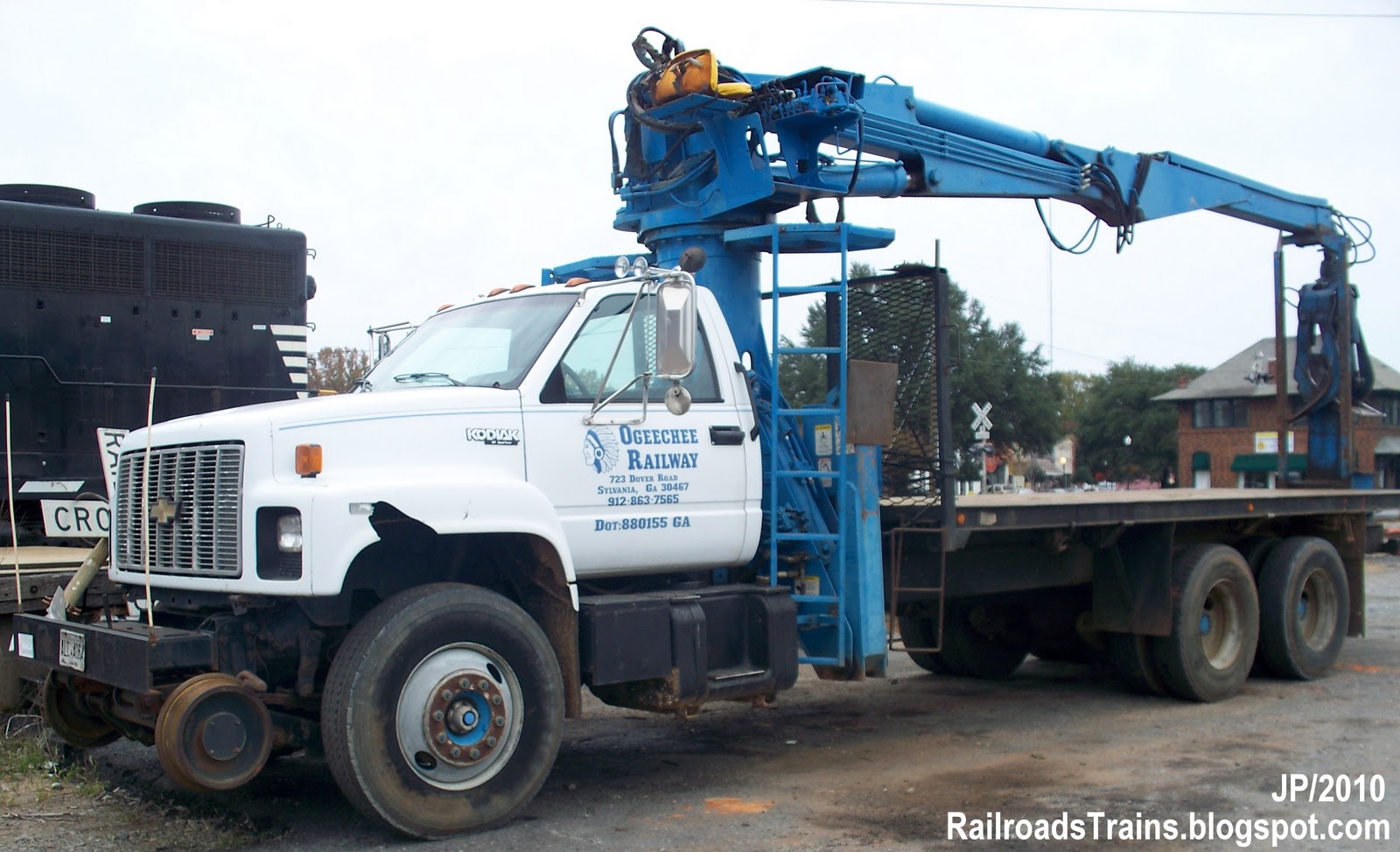 RAILROAD Freight Train Engine EMD GE Boxcar BNSF,CSX,FEC