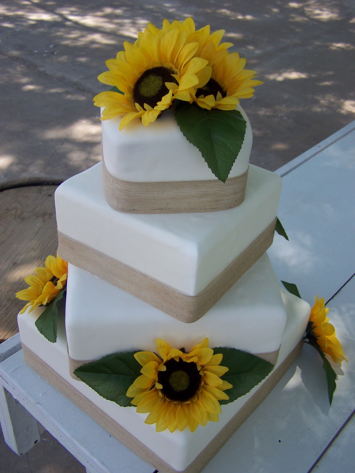  Cake  A Licious Sunflower  Burlap Wedding  Cake 