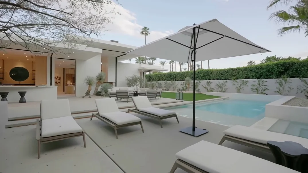 38 Interior Design Photos vs. 863 N Avenida Palos Verdes, Palm Springs, CA Luxury Contemporary House Tour
