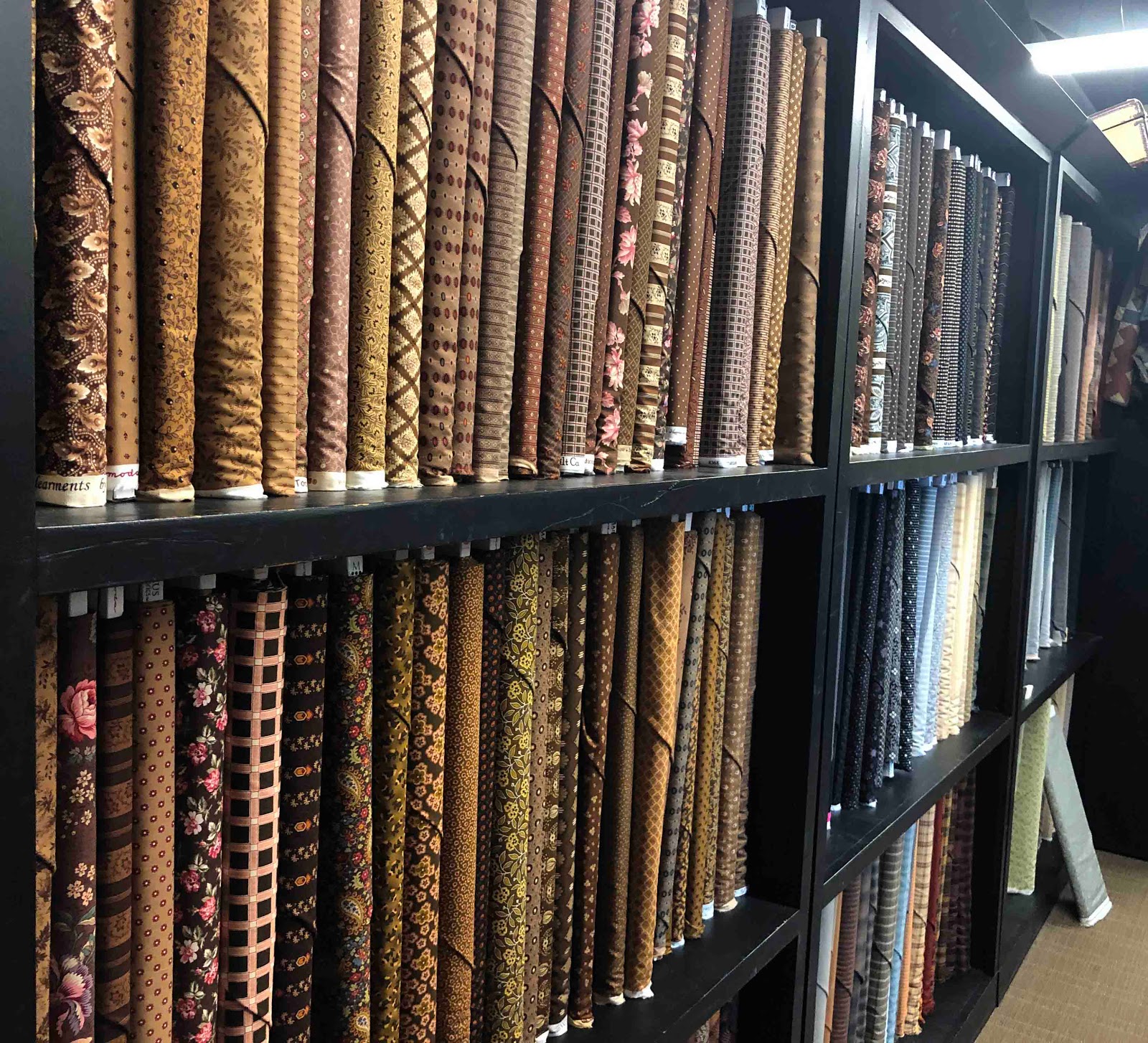 Cat Patches Quilt Shop Primitive Gatherings, Murrieta, California