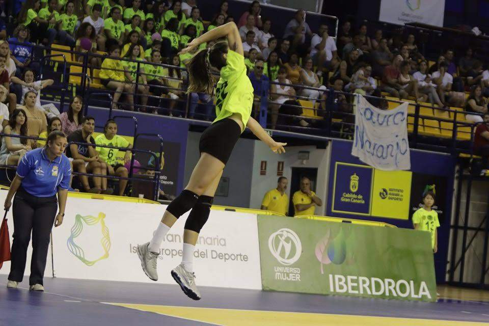 Lydia AlonsoVolleyball player FOTOS