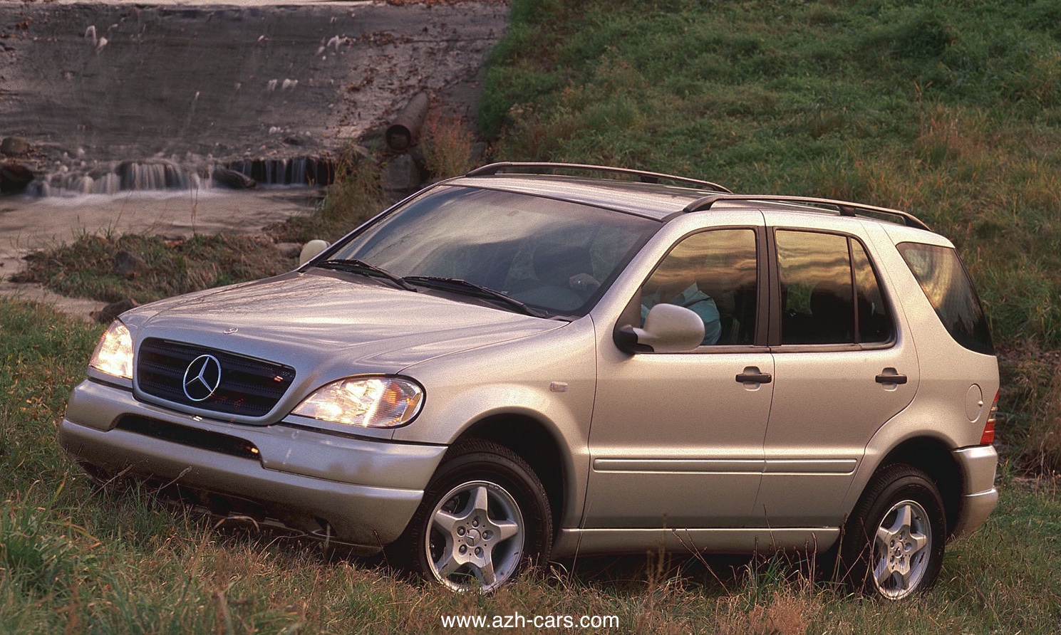 Mercedes-Benz ML320 1999 - AZH-CARS