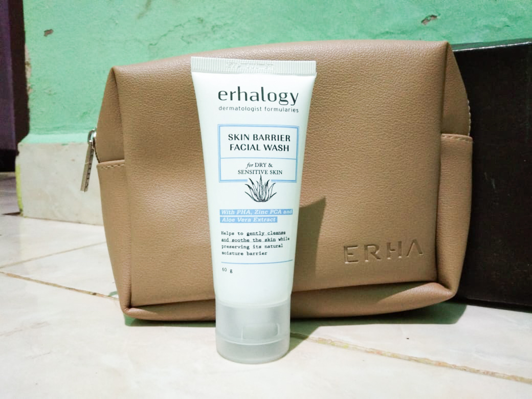 Beauty and Make up REVIEW Nyobain Erhalogy Skin Barrier Facial Wash Dan Erhalogy Skin Barrier