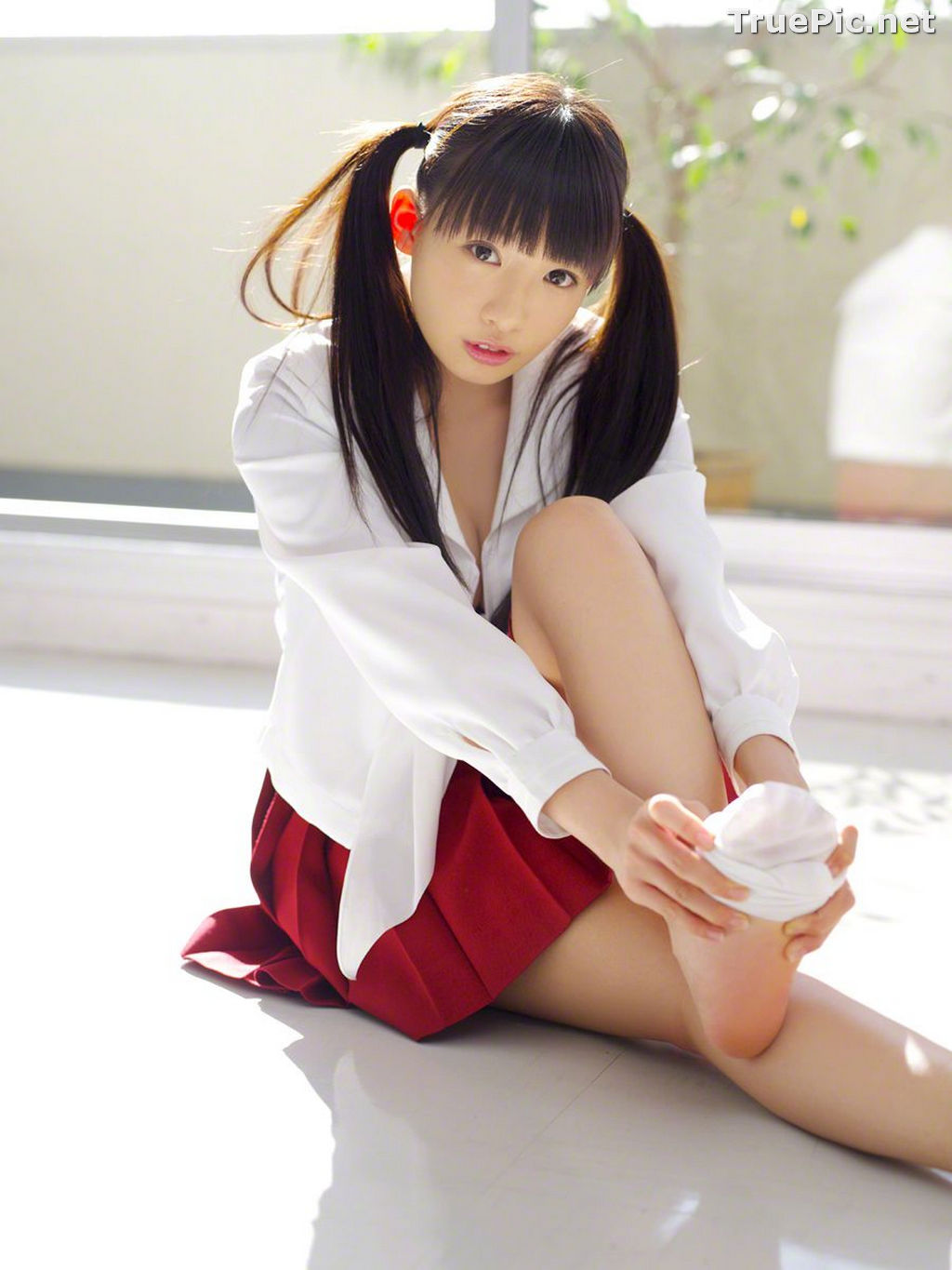 Image Wanibooks No.133 - Japanese Model and Singer - Hikari Shiina - TruePic.net - Picture-91