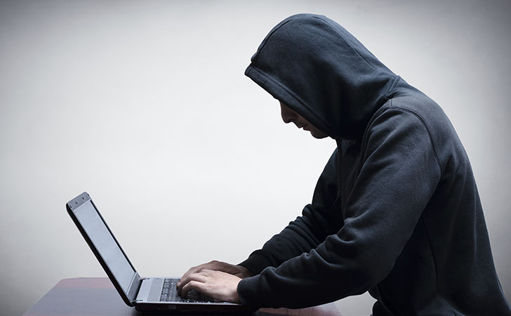 Girls On Media Stalking Throughout Facebook girls-on-media-stalking-throughout-facebook