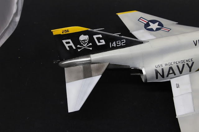 Montage pas à pas du F-4B Phantom II d'eduard au 1/48. F-4B Phantom II,Eduard 1/48, Réalisation de la tuyère.