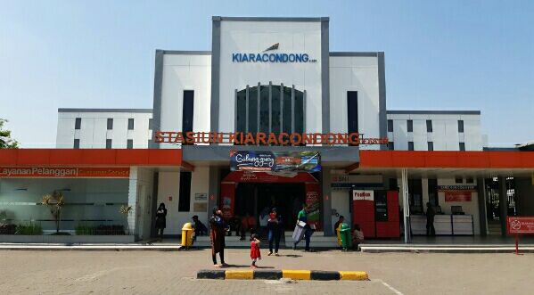 stasiun kiaracondong bandung stasiun kiaracondong bandung