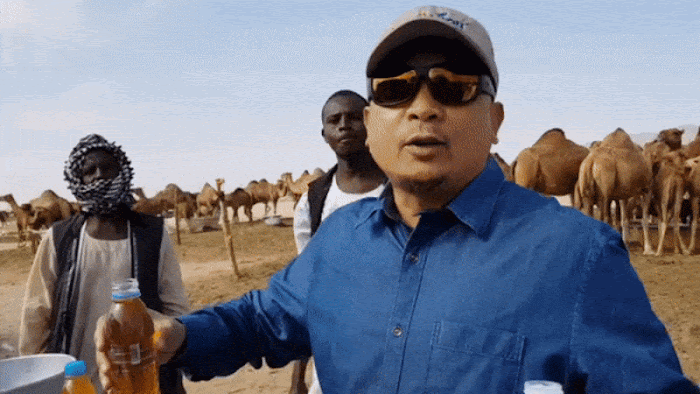 Heboh Video Ustadz 212 Ini 'Promosikan' Minum Air Kencing Unta Bisa Jadi Obat