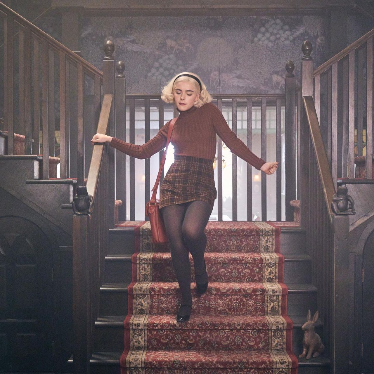 Kiernan Shipka em imagens promocionais da nova temporada de 'O Mundo