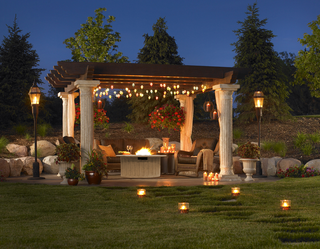 Fabulous Backyard Ideas With Fireplace