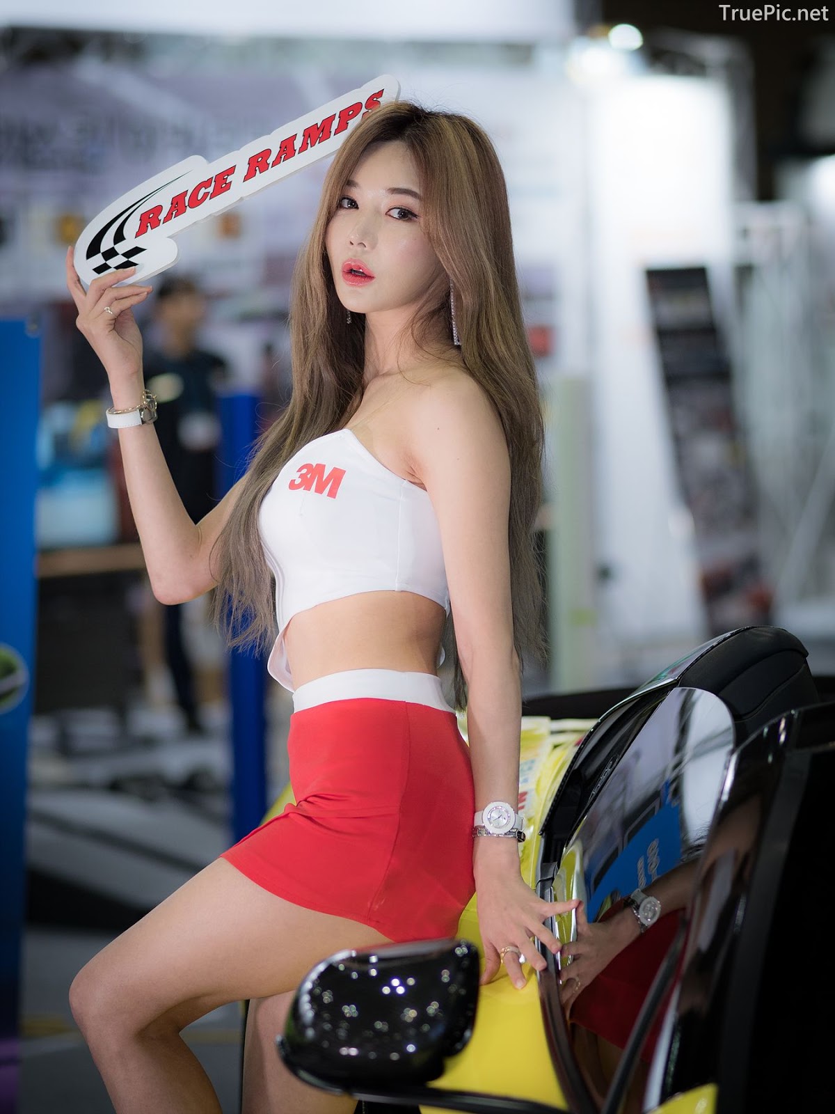 Korean Racing Model - Han Ga Eun - Seoul Auto Salon 2019 - Picture 7
