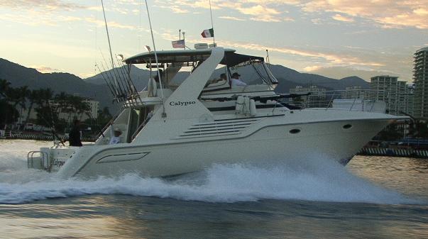 Puerto Vallarta yacht charters: 44 ft Yacht charter for up to 12 people