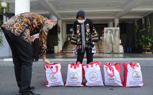Catatan KPK, Pemkot Surabaya Pimpinan Risma Paling Banyak Dikeluhkan Soal Bansos Catatan KPK, Pemkot Surabaya Pimpinan Risma Paling Banyak Dikeluhkan Soal Bansos