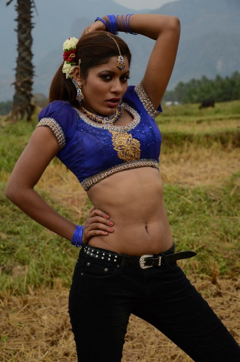 Rasiya Hot In Tamil Movie Sandhithathum Sindhithathum Item -5024