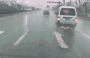 31%2B%25EC%2582%2590%25EC%25B9%25A8.gif