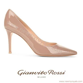 Sophie, Countess of Wessex style Gianvito Rossi Bari 85 Patent-Leather Court Shoes