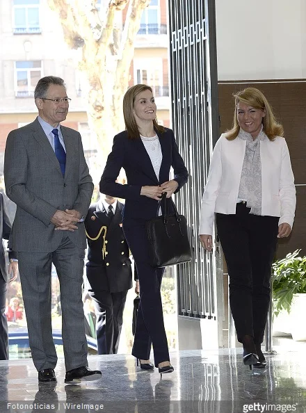 : Queen Letizia of Spain (C) arrives to a meeting with The Spanish Red Cross in Madrid