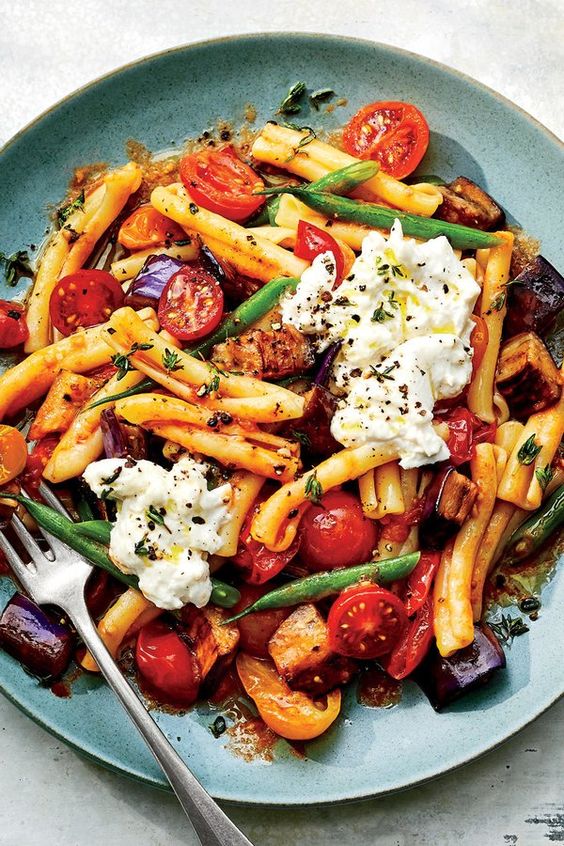 Warm Pasta Salad with Tomatoes and Eggplant Food Favorie