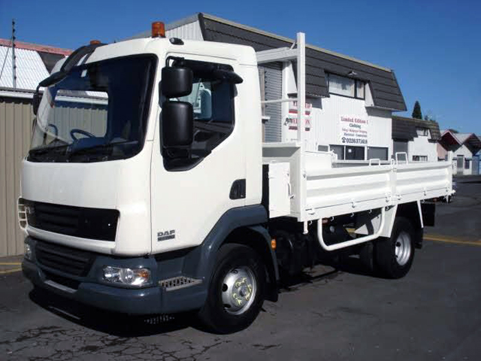 transpress nz 2007 DAF 7.5 tonne