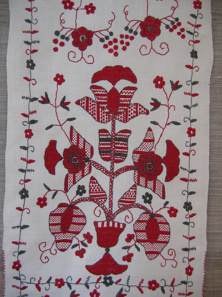 FolkCostume&Embroidery: Central Ukrainian Rushnyk Embroidery