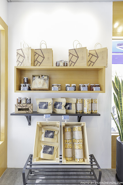 花山家宣飲麵鋪最新分店開幕囉!大啖文青乾拌麵、暖暖雙雙麵,還有麻辣手工水餃好夠味!