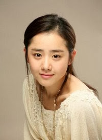 Pretty Moon Geun Young