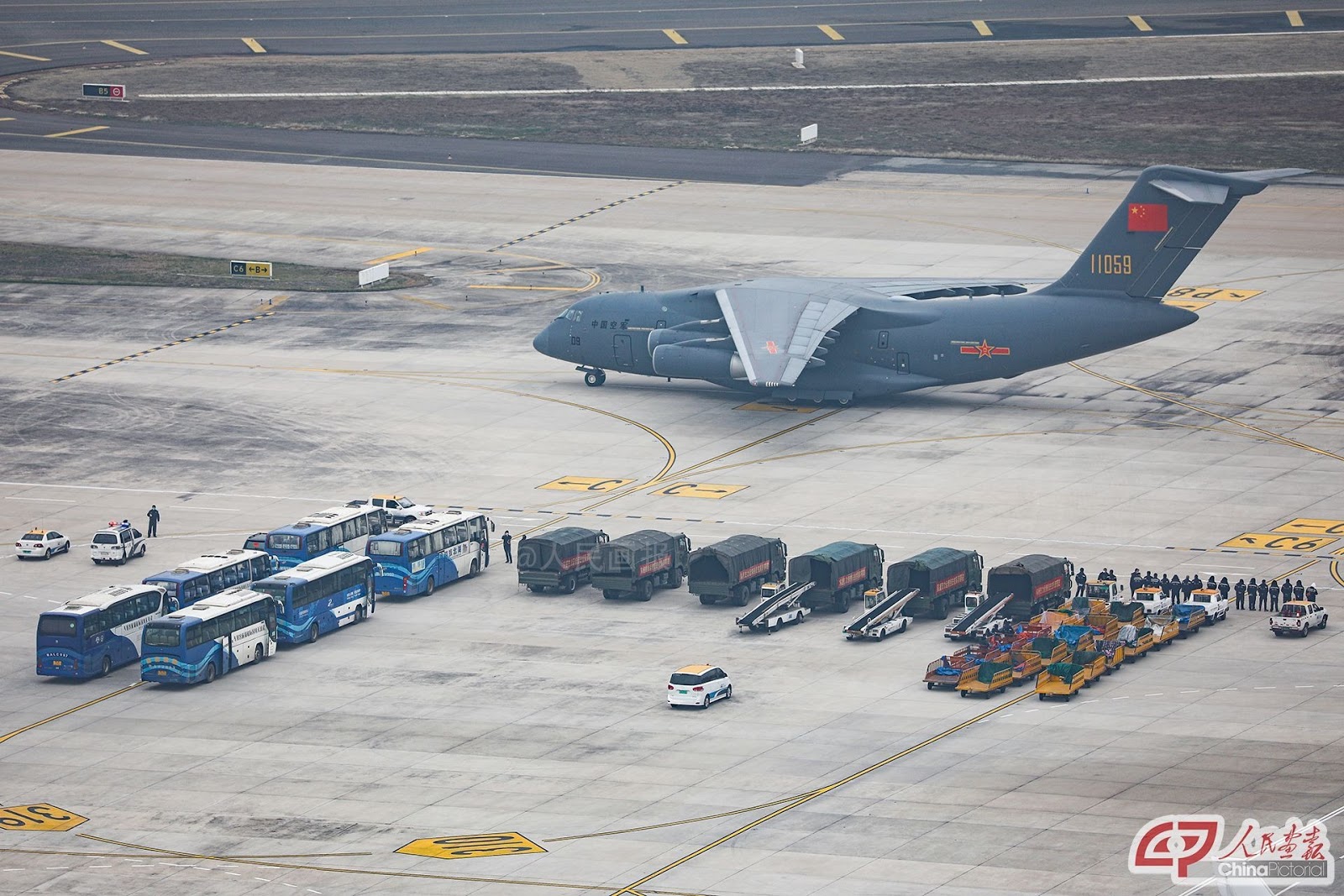 wuhanairlift3.jpg