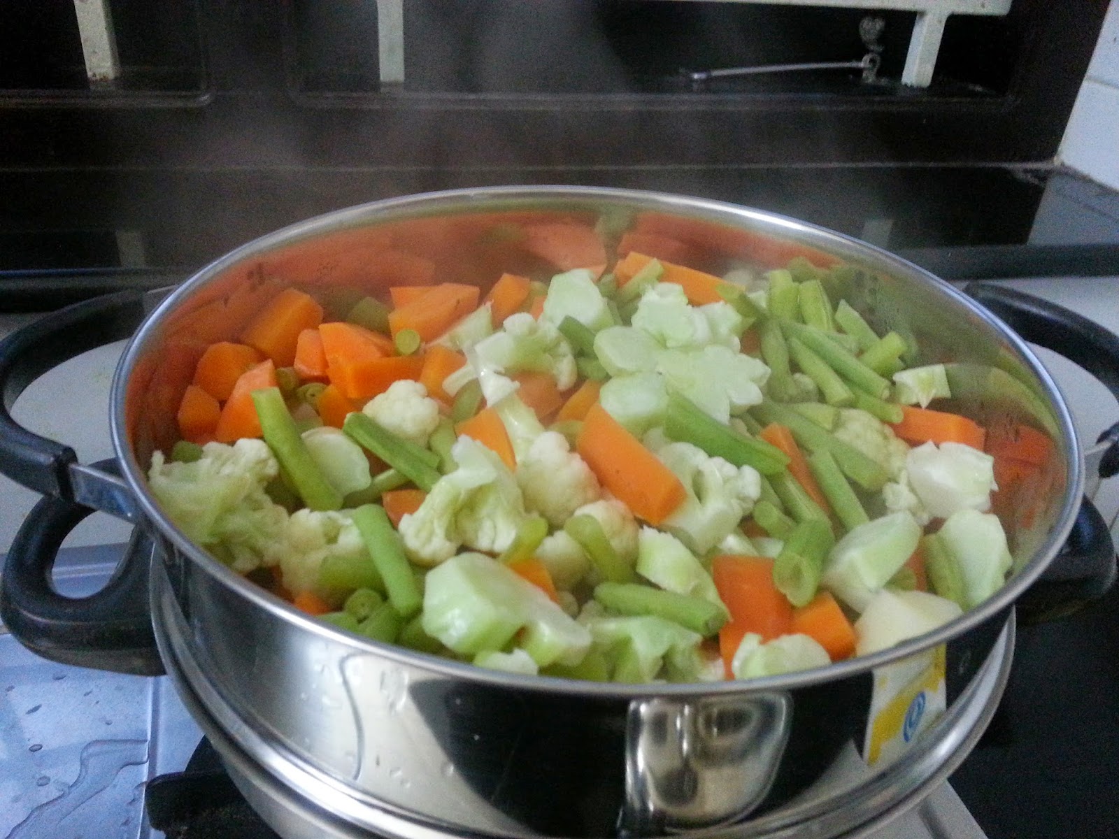 FoodoMania Boiled Steamed Vegetables foodomania-boiled-steamed-vegetables