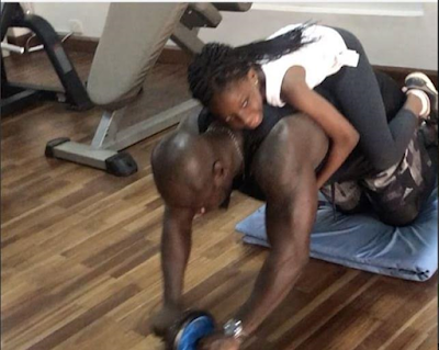 2 Ghanaian retired footballer, Stephen Appiah shares work out video of him and his daughter in the gym