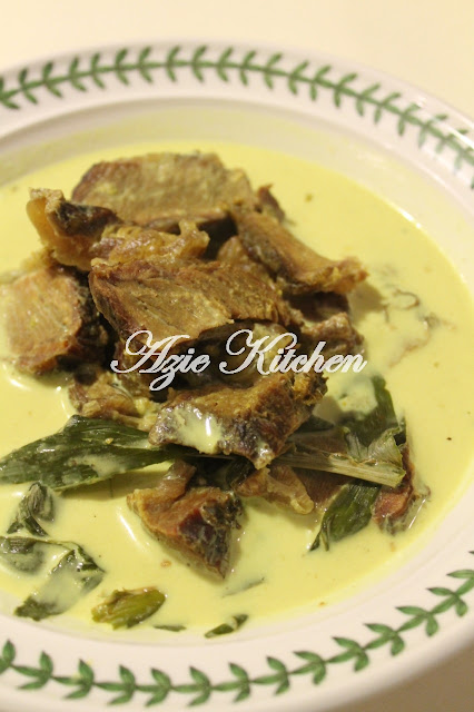 Masak Lemak Cili Padi Daging Salai