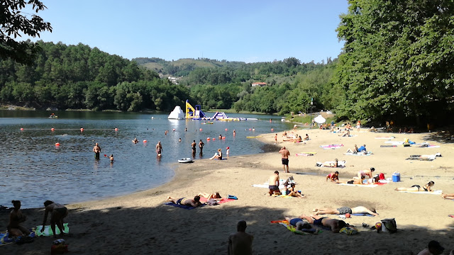 Zona de Banhos da Praia Fluvial da Albufeira da Queimadela