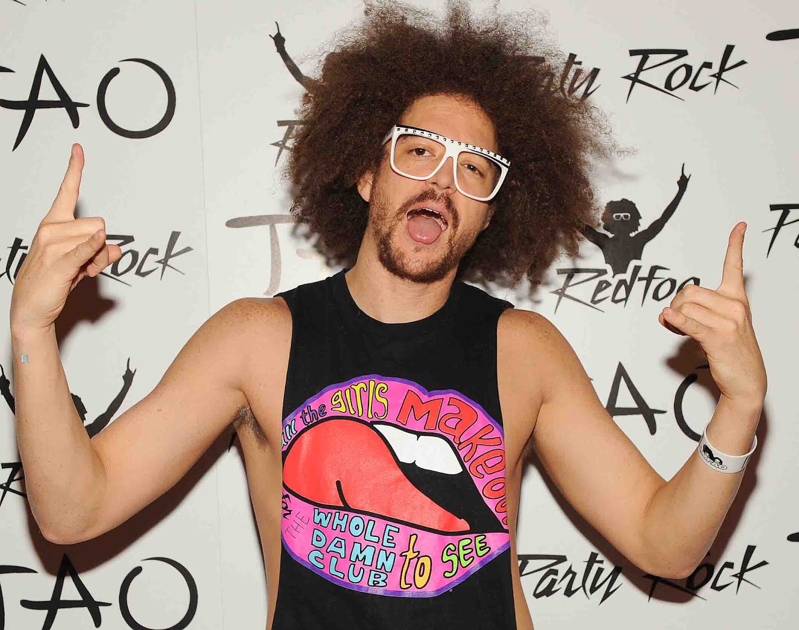 REDFOO TAKES LAS VEGAS TAO BY STORM