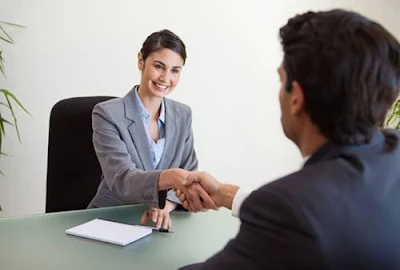 Anda harus memperhatikan saat tes wawancara bagaimana cara mengatasi wawancaranya dan mebciptakan kesan positif kepada pewawancara