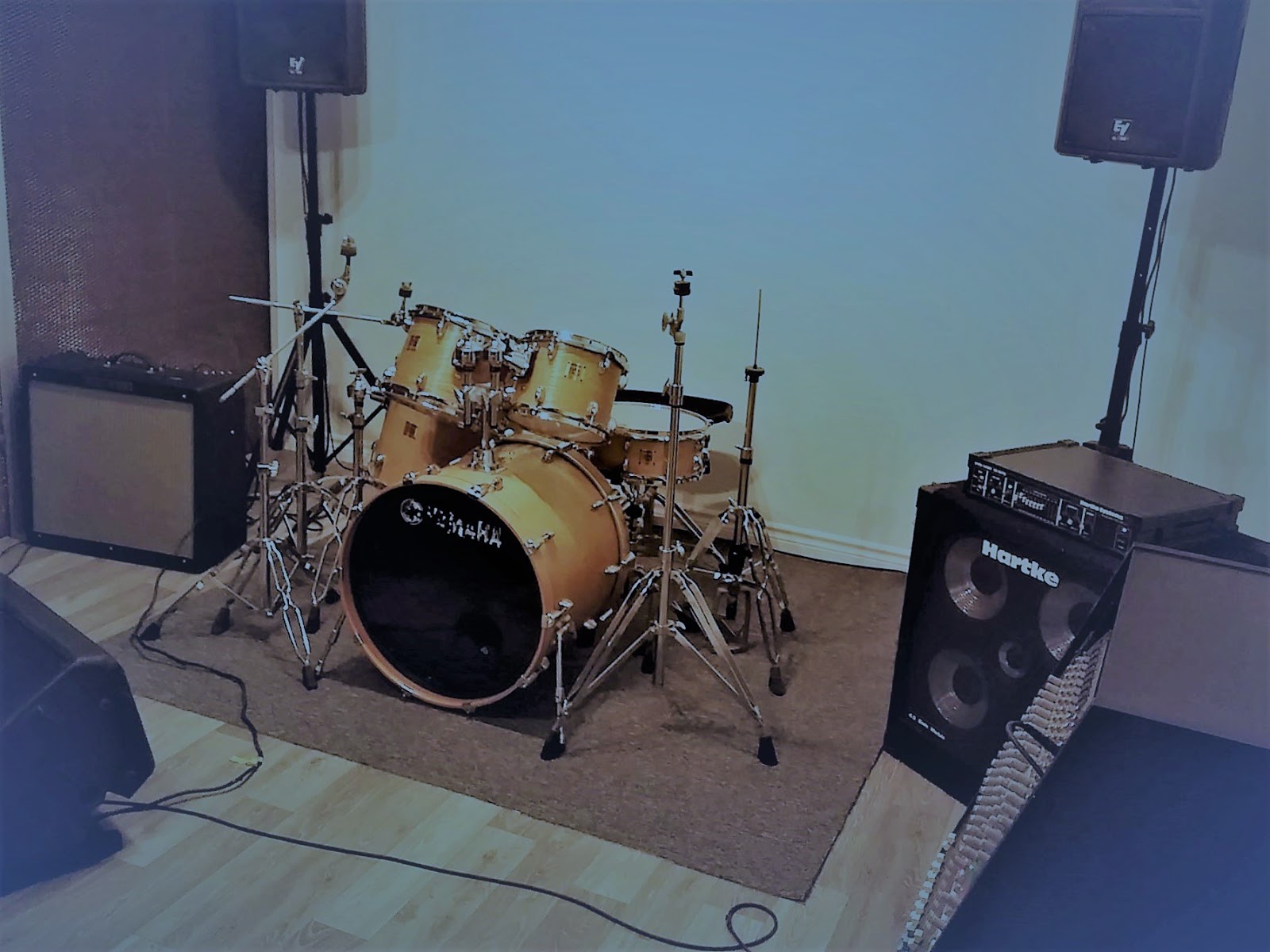 Studio Jam Avenue Montreal STUDIO JAM AVENUE Rehearsal STUDIOS de Répétitions