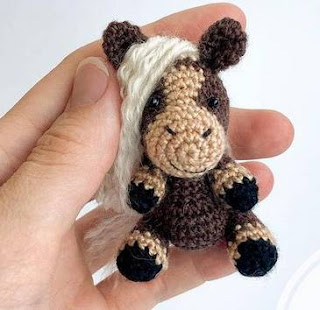 PATRON GRATIS CABALLO AMIGURUMI 44502