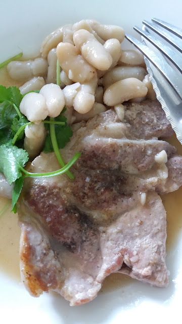 Mogettes de Vendée et échines de porc; simple et délicieux plat!