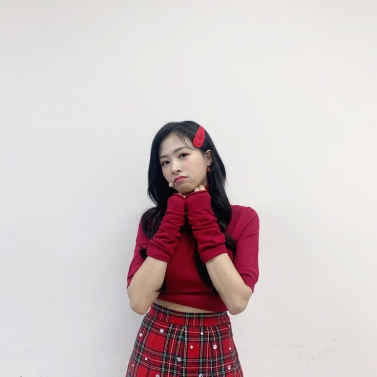 성덕길 꾸준히 걷고있는 여돌.jpg | 인스티즈