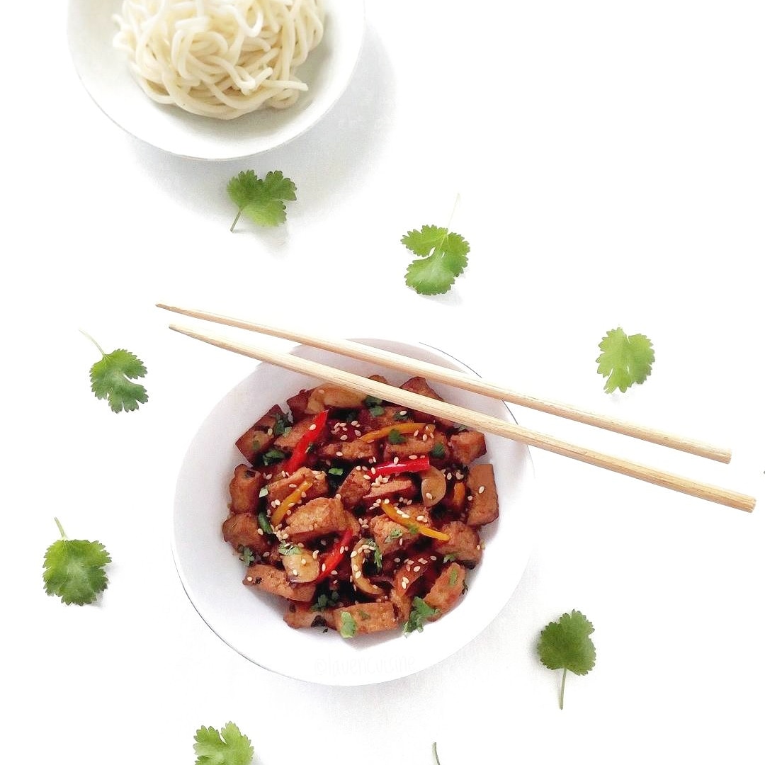 Wok bowl aux légumes colorés