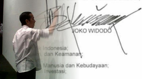 Soroti Tanda Tangan Jokowi di Surat RUU Ciptaker, Rachland: Ruwet!
