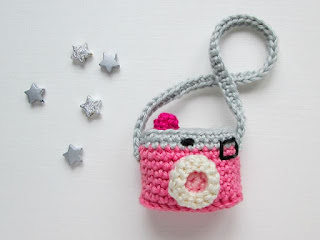 PATRON GRATIS CAMARA DE FOTOS AMIGURUMI 33742