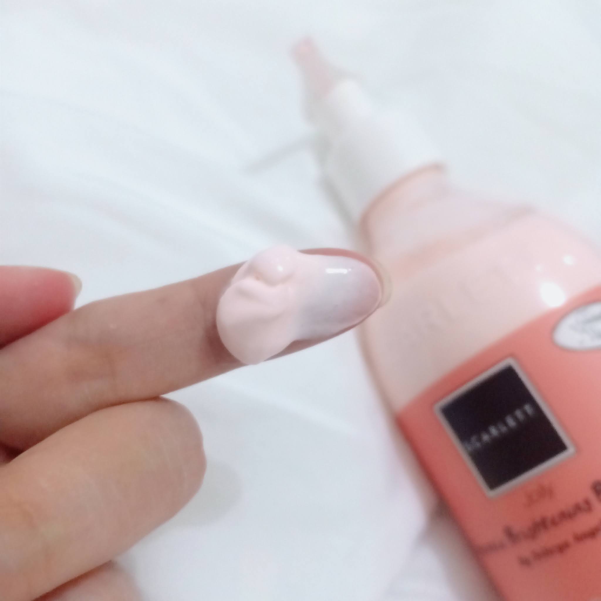 Scarlett Fragrance Brightening Body Lotion Jolly wangi manis yang mewah Diary Dessy Beauty