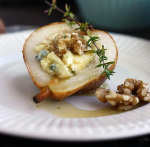 Baked Pears with Gorgonzola and Honey #healthydiet #honey #paleo #whole30 #easy