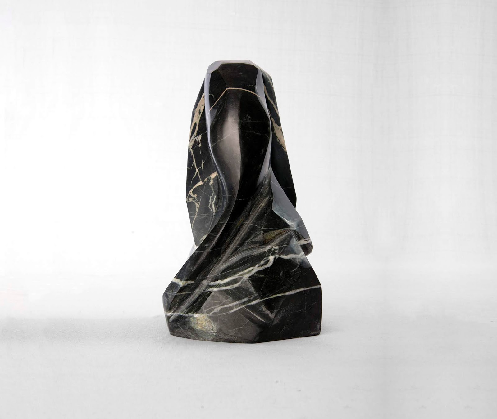 Kenyan Arts Review INDIGENOUS STONE SCULPTURES SPEAK FOR ENDANGERED